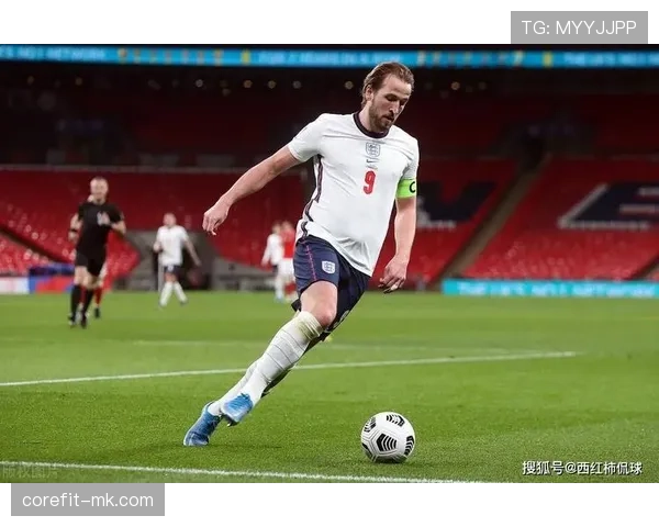 里尔队进攻火力全开，状态回暖引爆新赛季期待