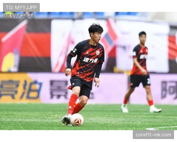 足球历史新星崭露头角,近期表现稳健备受期待 足球历史新星崭露头角,近期表现稳健备受期待